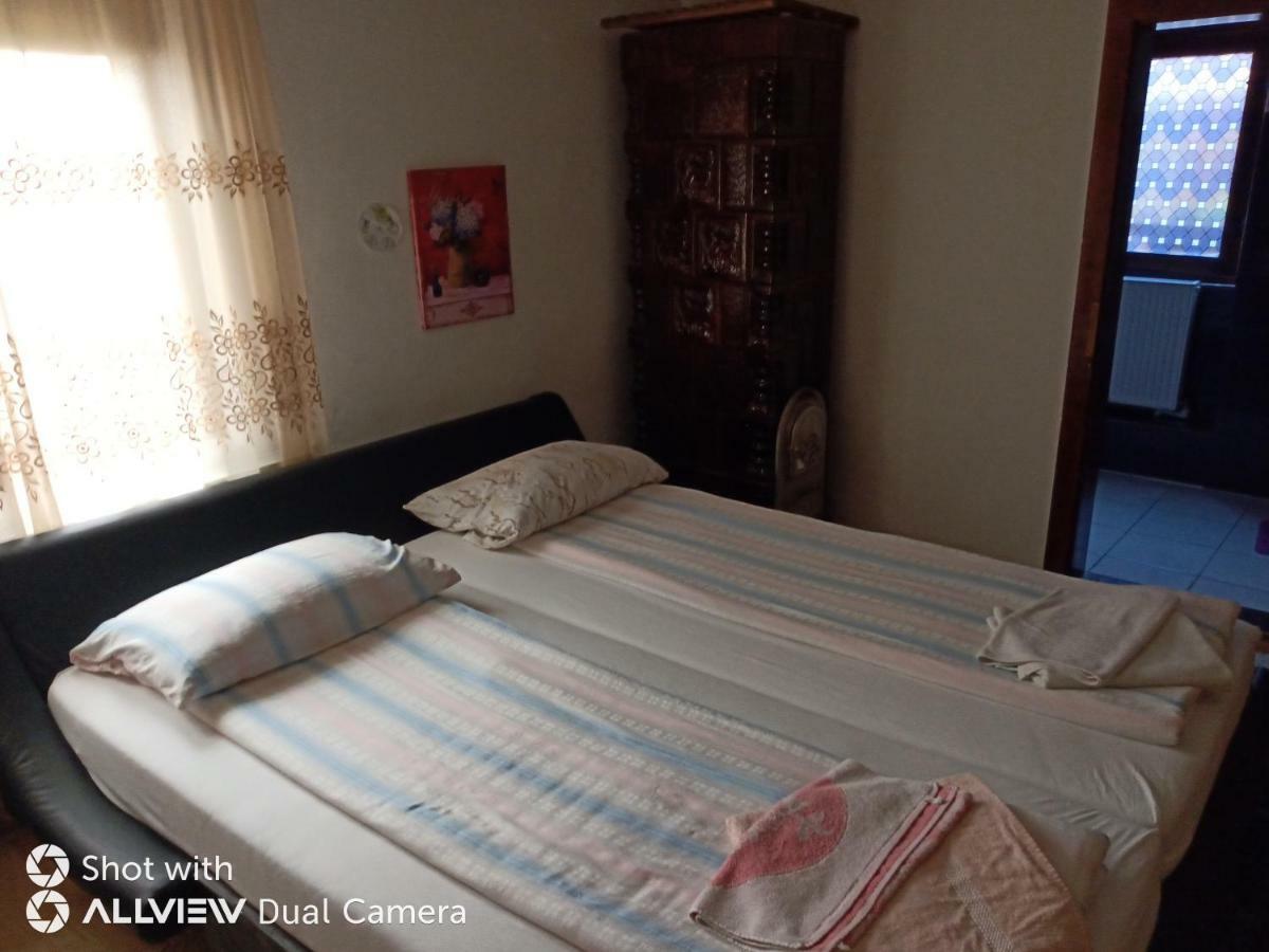 Casa Toth Din Tipterai Hotel Vişeu de Sus Buitenkant foto